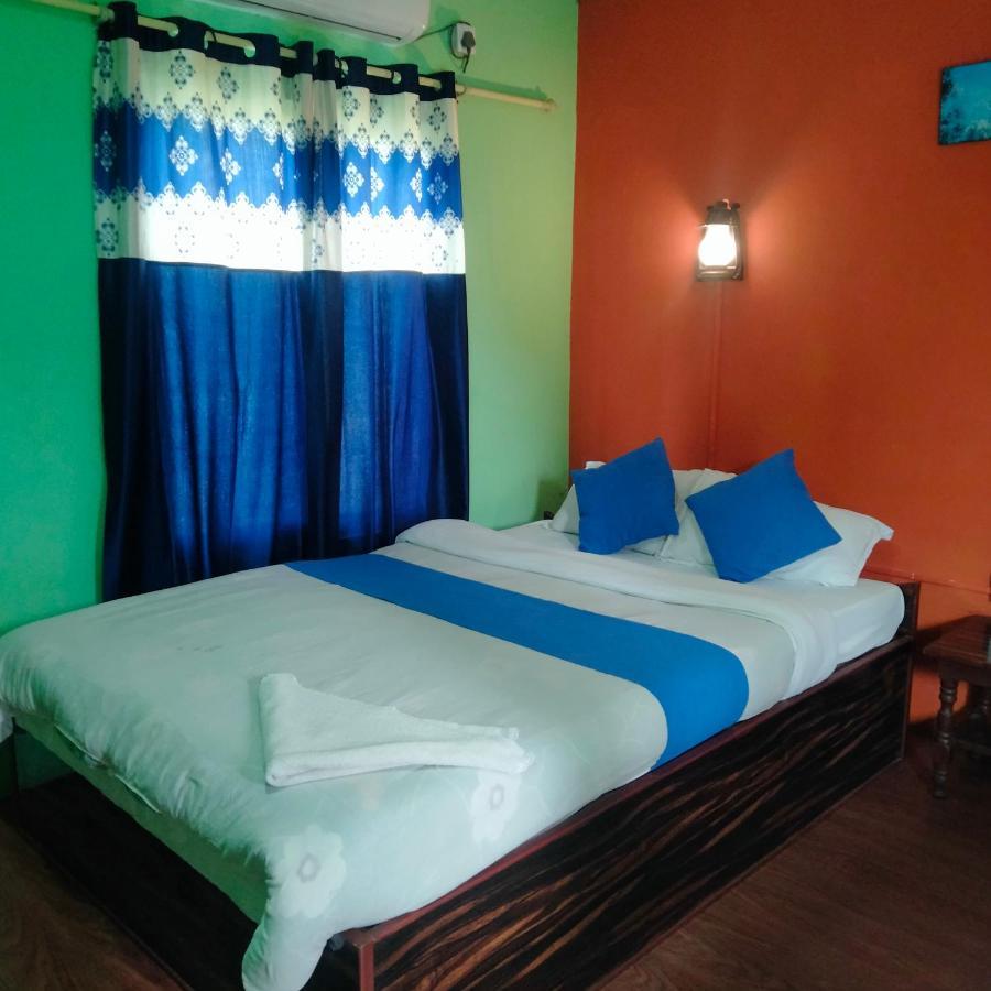 Hotel Tiger Tops Sauraha Exteriér fotografie
