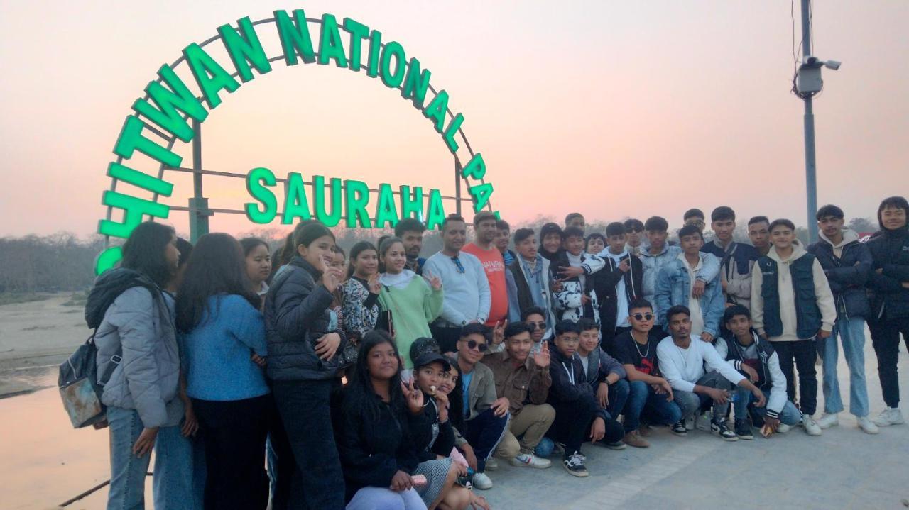 Hotel Tiger Tops Sauraha Exteriér fotografie