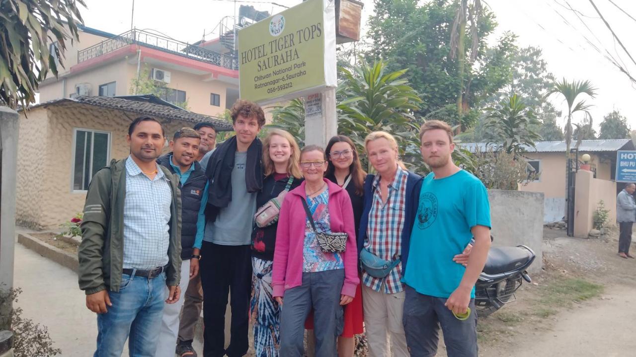 Hotel Tiger Tops Sauraha Exteriér fotografie